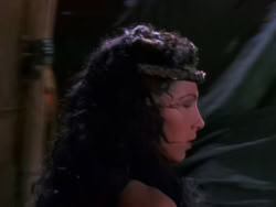 extant_XenaWarriorPrincess_1x10-HoovesAndHarlots_00969