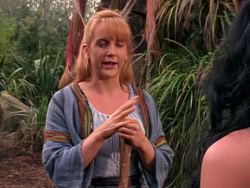 extant_XenaWarriorPrincess_1x10-HoovesAndHarlots_01112