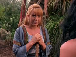 extant_XenaWarriorPrincess_1x10-HoovesAndHarlots_01116