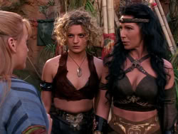 extant_XenaWarriorPrincess_1x10-HoovesAndHarlots_01121