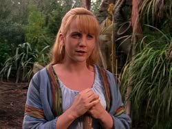 extant_XenaWarriorPrincess_1x10-HoovesAndHarlots_01135