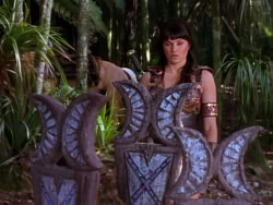 extant_XenaWarriorPrincess_1x10-HoovesAndHarlots_01145