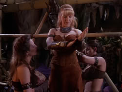 extant_XenaWarriorPrincess_1x10-HoovesAndHarlots_01351