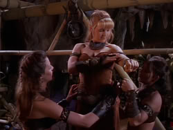 extant_XenaWarriorPrincess_1x10-HoovesAndHarlots_01357