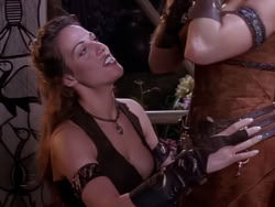 extant_XenaWarriorPrincess_1x10-HoovesAndHarlots_01361