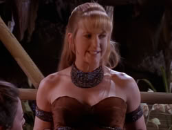 extant_XenaWarriorPrincess_1x10-HoovesAndHarlots_01387