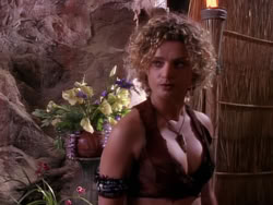 extant_XenaWarriorPrincess_1x10-HoovesAndHarlots_01402