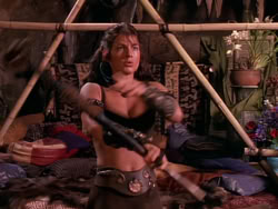 extant_XenaWarriorPrincess_1x10-HoovesAndHarlots_01446