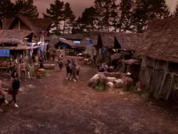 extant_XenaWarriorPrincess_1x10-HoovesAndHarlots_01453