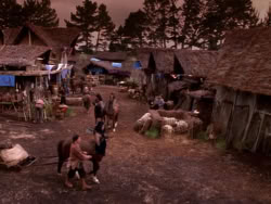 extant_XenaWarriorPrincess_1x10-HoovesAndHarlots_01456