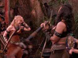 extant_XenaWarriorPrincess_1x10-HoovesAndHarlots_01572