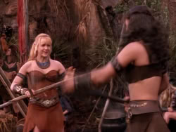 extant_XenaWarriorPrincess_1x10-HoovesAndHarlots_01578