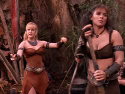 extant_XenaWarriorPrincess_1x10-HoovesAndHarlots_01582