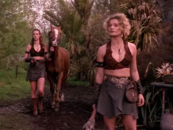 extant_XenaWarriorPrincess_1x10-HoovesAndHarlots_01584