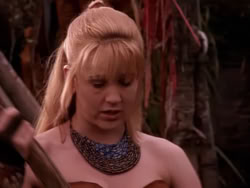 extant_XenaWarriorPrincess_1x10-HoovesAndHarlots_01589