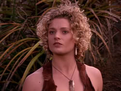 extant_XenaWarriorPrincess_1x10-HoovesAndHarlots_01592