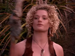 extant_XenaWarriorPrincess_1x10-HoovesAndHarlots_01617