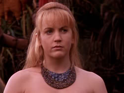 extant_XenaWarriorPrincess_1x10-HoovesAndHarlots_01646