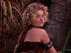 extant_XenaWarriorPrincess_1x10-HoovesAndHarlots_01663