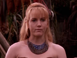extant_XenaWarriorPrincess_1x10-HoovesAndHarlots_01670