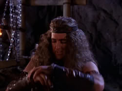 extant_XenaWarriorPrincess_1x10-HoovesAndHarlots_01684