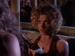 extant_XenaWarriorPrincess_1x10-HoovesAndHarlots_01713