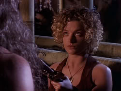 extant_XenaWarriorPrincess_1x10-HoovesAndHarlots_01724