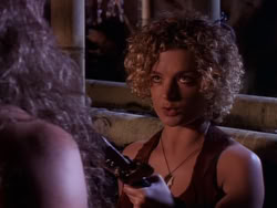extant_XenaWarriorPrincess_1x10-HoovesAndHarlots_01737
