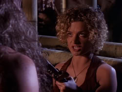 extant_XenaWarriorPrincess_1x10-HoovesAndHarlots_01738