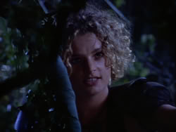 extant_XenaWarriorPrincess_1x10-HoovesAndHarlots_01995
