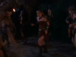 extant_XenaWarriorPrincess_1x10-HoovesAndHarlots_02123