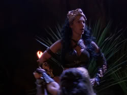extant_XenaWarriorPrincess_1x10-HoovesAndHarlots_02186