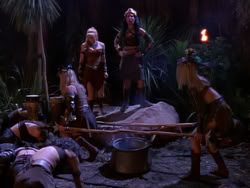 extant_XenaWarriorPrincess_1x10-HoovesAndHarlots_02193