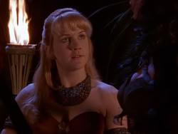 extant_XenaWarriorPrincess_1x10-HoovesAndHarlots_02224