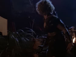 extant_XenaWarriorPrincess_1x10-HoovesAndHarlots_02300