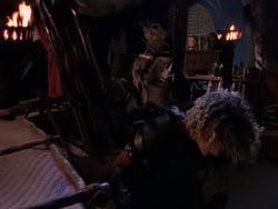 extant_XenaWarriorPrincess_1x10-HoovesAndHarlots_02343