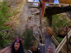 extant_XenaWarriorPrincess_1x10-HoovesAndHarlots_02846
