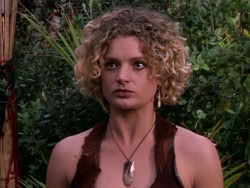extant_XenaWarriorPrincess_1x10-HoovesAndHarlots_02861