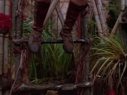 extant_XenaWarriorPrincess_1x10-HoovesAndHarlots_02875