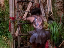extant_XenaWarriorPrincess_1x10-HoovesAndHarlots_02884