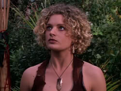 extant_XenaWarriorPrincess_1x10-HoovesAndHarlots_02899