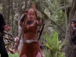 extant_XenaWarriorPrincess_1x10-HoovesAndHarlots_03335