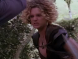 extant_XenaWarriorPrincess_1x10-HoovesAndHarlots_03341