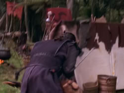 extant_XenaWarriorPrincess_1x10-HoovesAndHarlots_03383