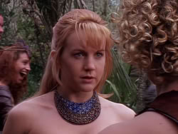 extant_XenaWarriorPrincess_1x10-HoovesAndHarlots_03578