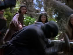 extant_XenaWarriorPrincess_1x11-TheBlackWolf_00057