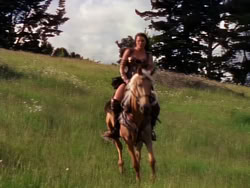 extant_XenaWarriorPrincess_1x11-TheBlackWolf_00172