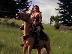 extant_XenaWarriorPrincess_1x11-TheBlackWolf_00174