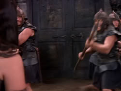 extant_XenaWarriorPrincess_1x11-TheBlackWolf_00252
