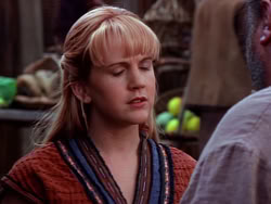 extant_XenaWarriorPrincess_1x11-TheBlackWolf_00899
